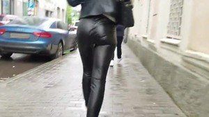 Zi-Zi reccomend smoking leather pants with cough