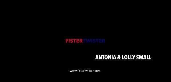 Daisy reccomend fistertwister sliding into silvia lesbian