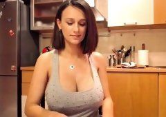 best of Nipples big busty milf