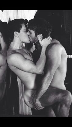 Hot guys naked kissing