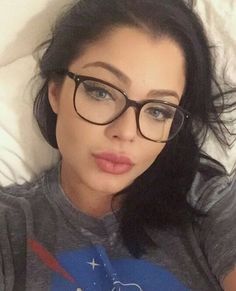 Champ reccomend Sexy nude teen girls wearing reading glasses