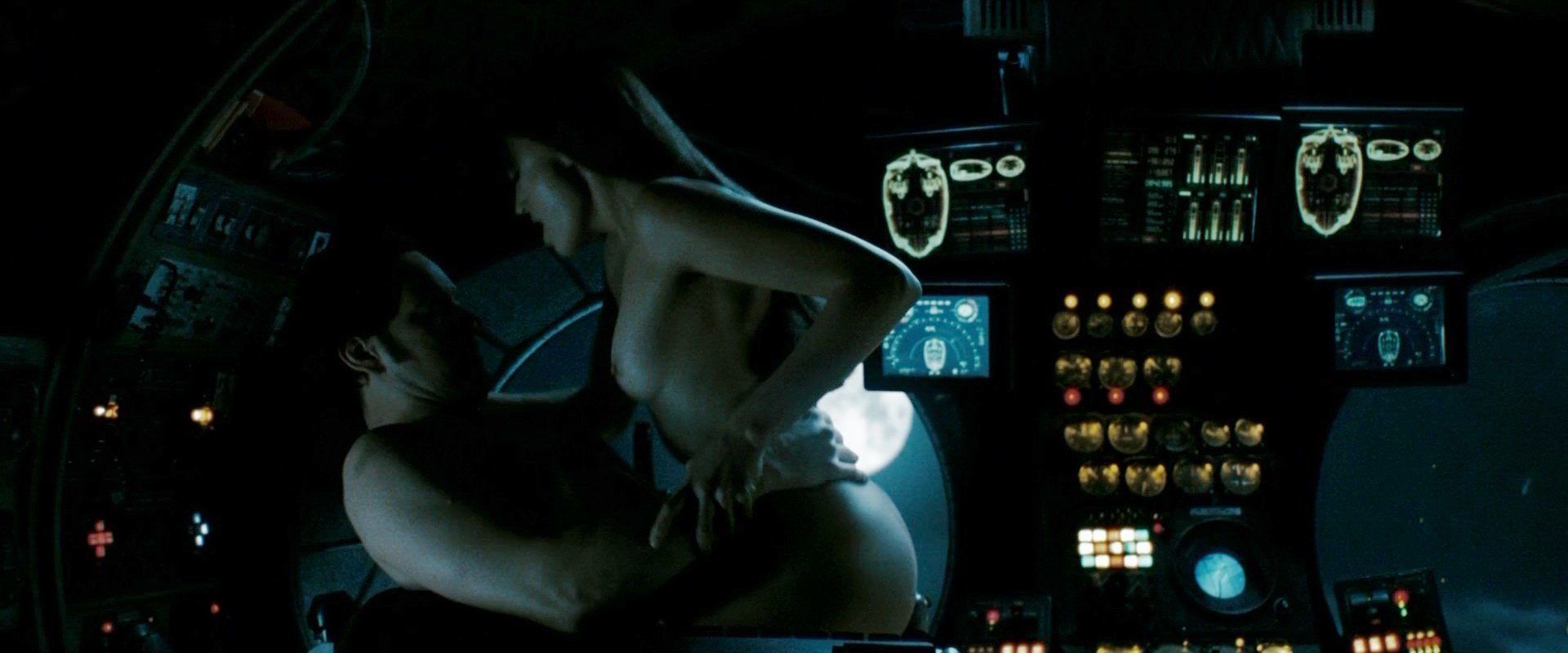 Malin akerman nude in the watchmen