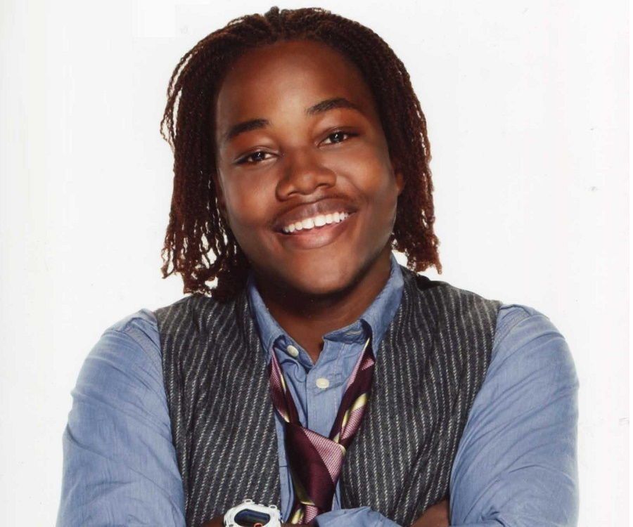 Lifesaver reccomend Leon williams naked brothers band