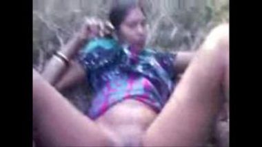 Doctor reccomend desi village bhabhi