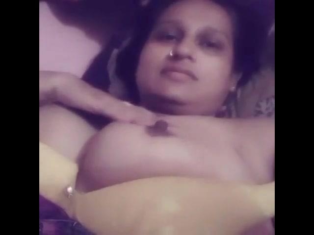 Bhabhi sexy nude